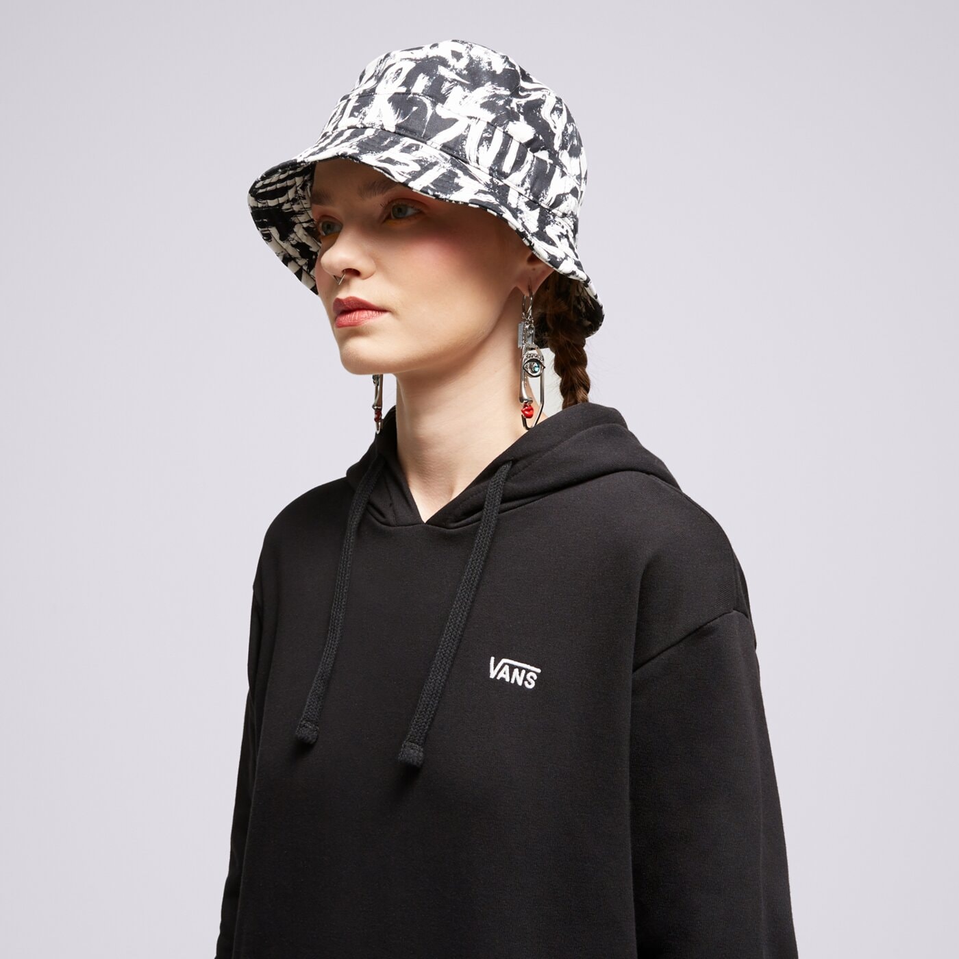 Bluza damska VANS BLUZA Z KAPTUREM FLYING CZARNY vn00046yblk1 kolor czarny