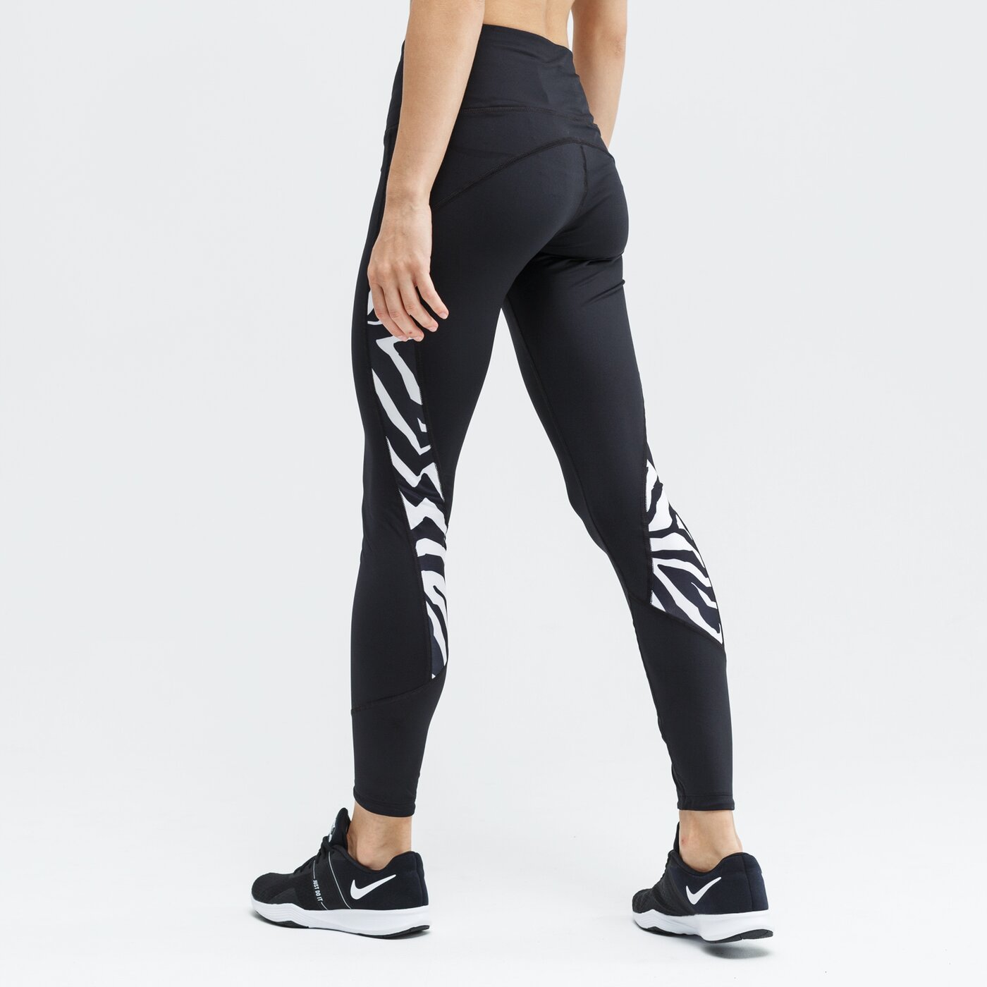 Spodnie dresowe damskie LOTTO LEGGINGS VABENE W PRT1 PL 211471-1cl kolor czarny