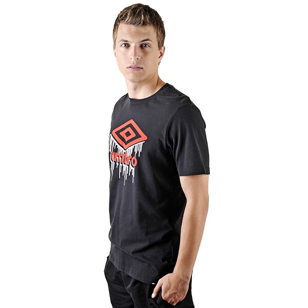 Koszulka męska UMBRO T-SHIRT DRIP GRAPHIC COTTON CREW TEE 60951u060 kolor czarny