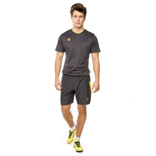 Spodenki męskie UMBRO SZORTY UX TRAINING WOVEN 64048udsc kolor czarny