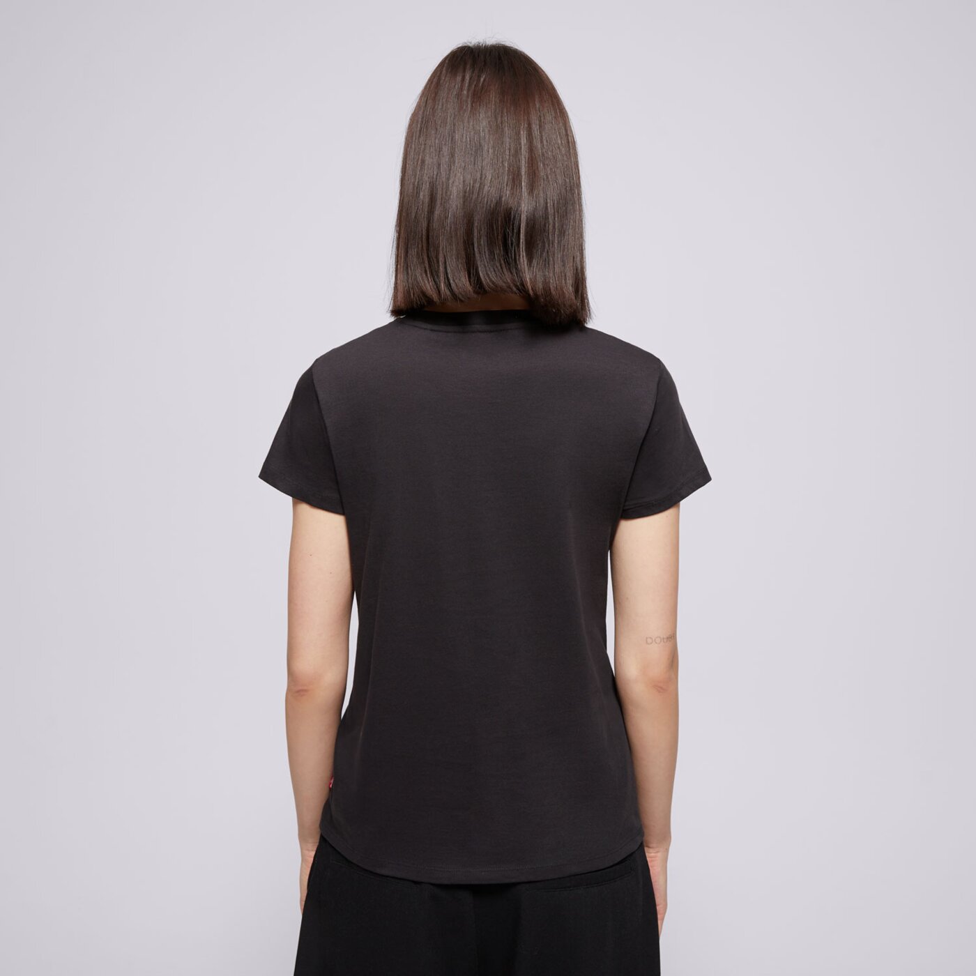 Koszulka damska LEVI'S T-SHIRT THE PERFECT TEE 17369-1506 kolor czarny