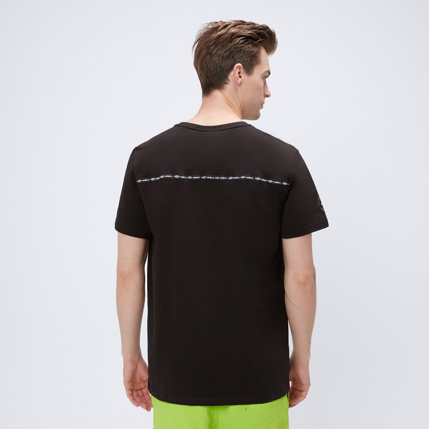 Koszulka męska UMBRO T-SHIRT ESS STRIPE ul125tsm07001 kolor czarny