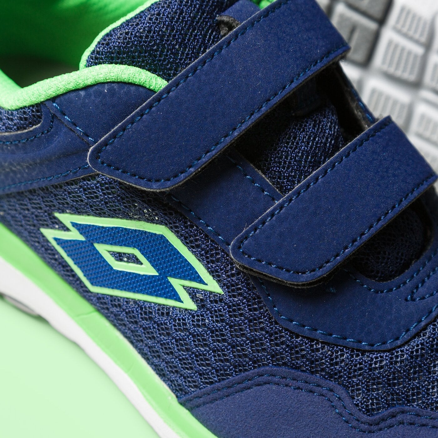 Buty dziecięce LOTTO CITYRIDE AMF CL S s7749 kolor granatowy