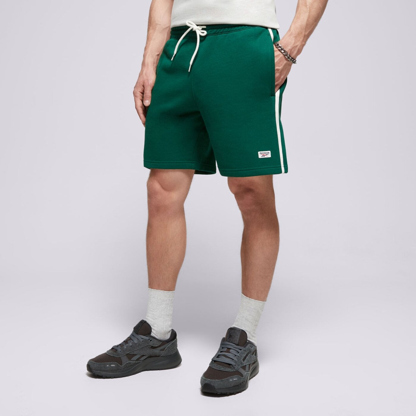 Spodenki męskie REEBOK SZORTY COURT SPORT SHORT 100075659 kolor zielony