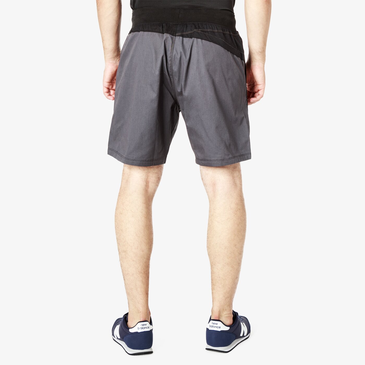 Spodenki męskie UMBRO SZORTY WOVEN 65131u-hem kolor czarny