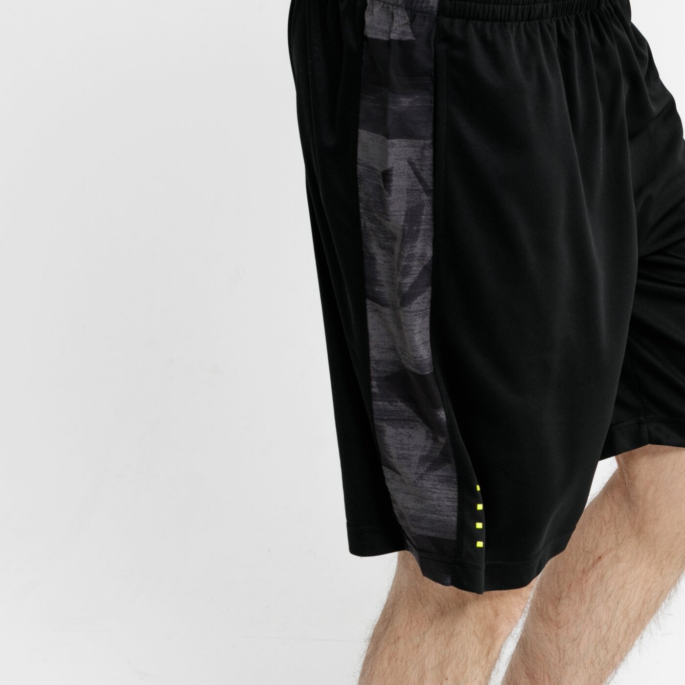 Spodenki męskie LOTTO SZORTY X-FIT II PL 210493-1cl kolor czarny