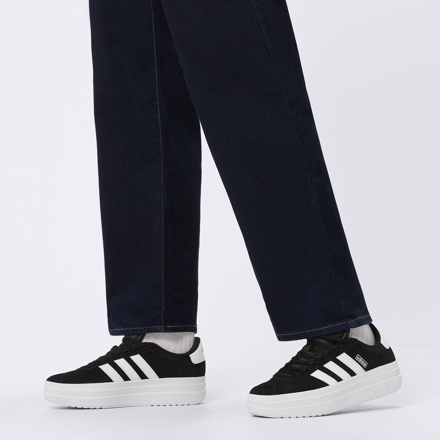 Buty dziecięce ADIDAS VL COURT BOLD J ih4777 kolor czarny