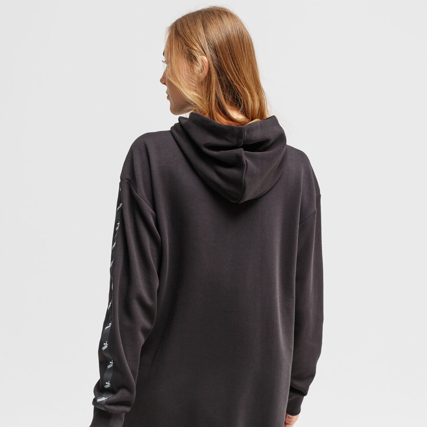 Sukienka damska PUMA SUKIENKA AMPLIFIED HOODED TR 583629 01 kolor czarny