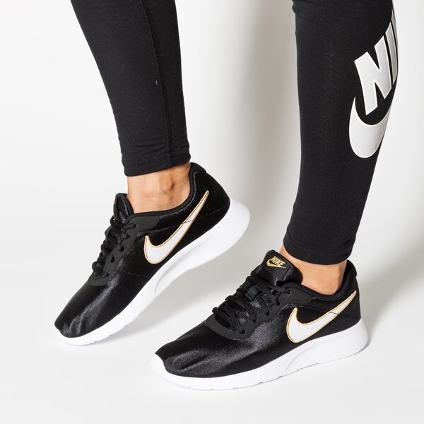 Buty sportowe damskie NIKE WMNS TANJUN SE 844908-009 kolor czarny