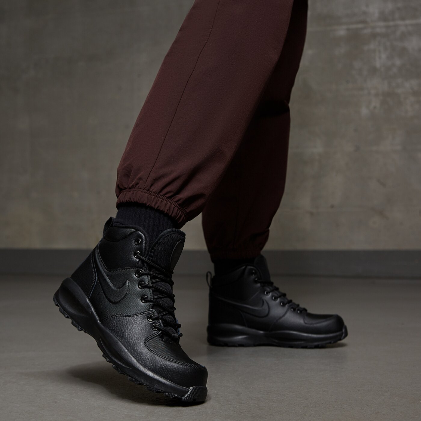 Buty trekkingowe dla dzieci NIKE MANOA LEATHER  bq5372-001 kolor czarny