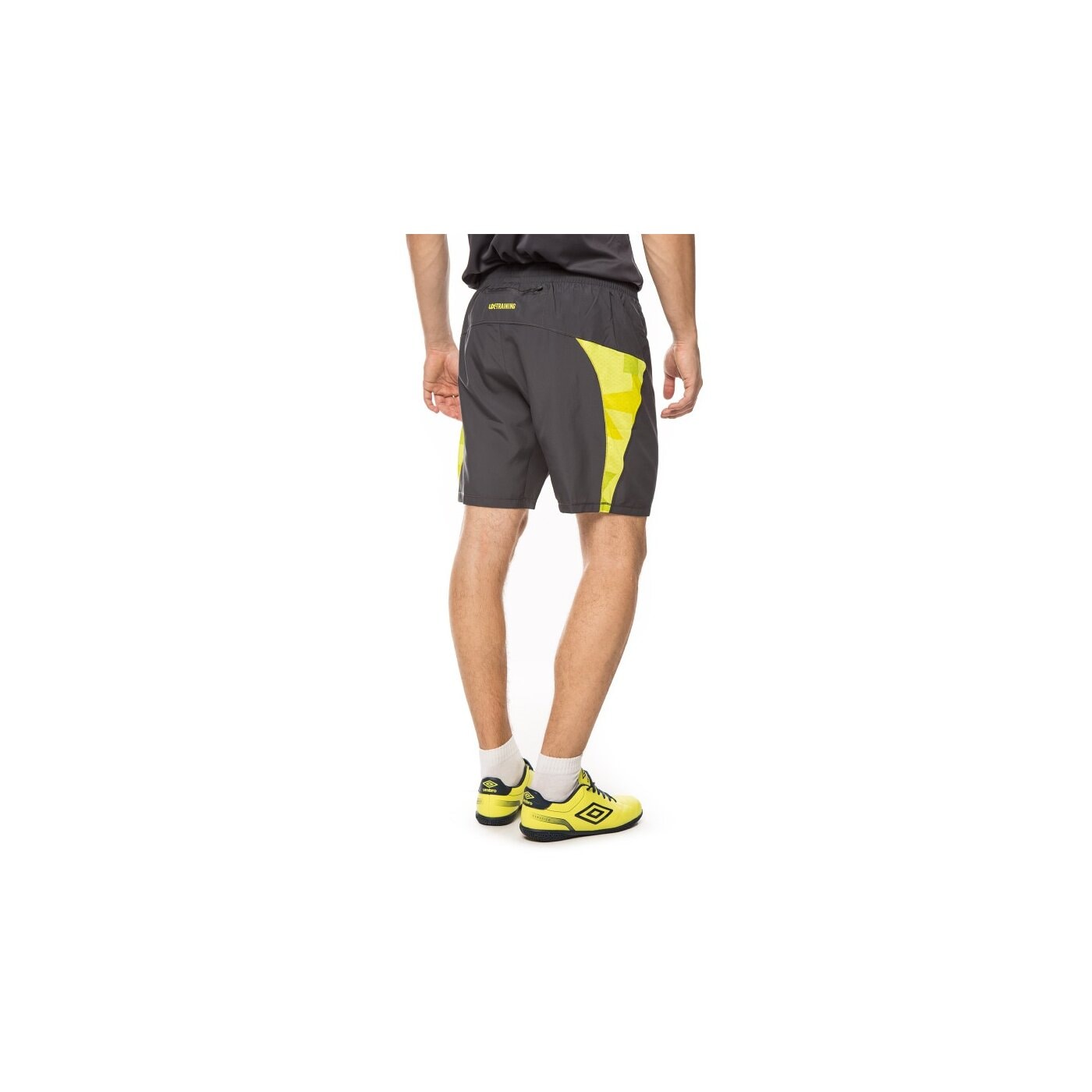 Spodenki męskie UMBRO SZORTY UX TRAINING WOVEN 64048udsc kolor czarny