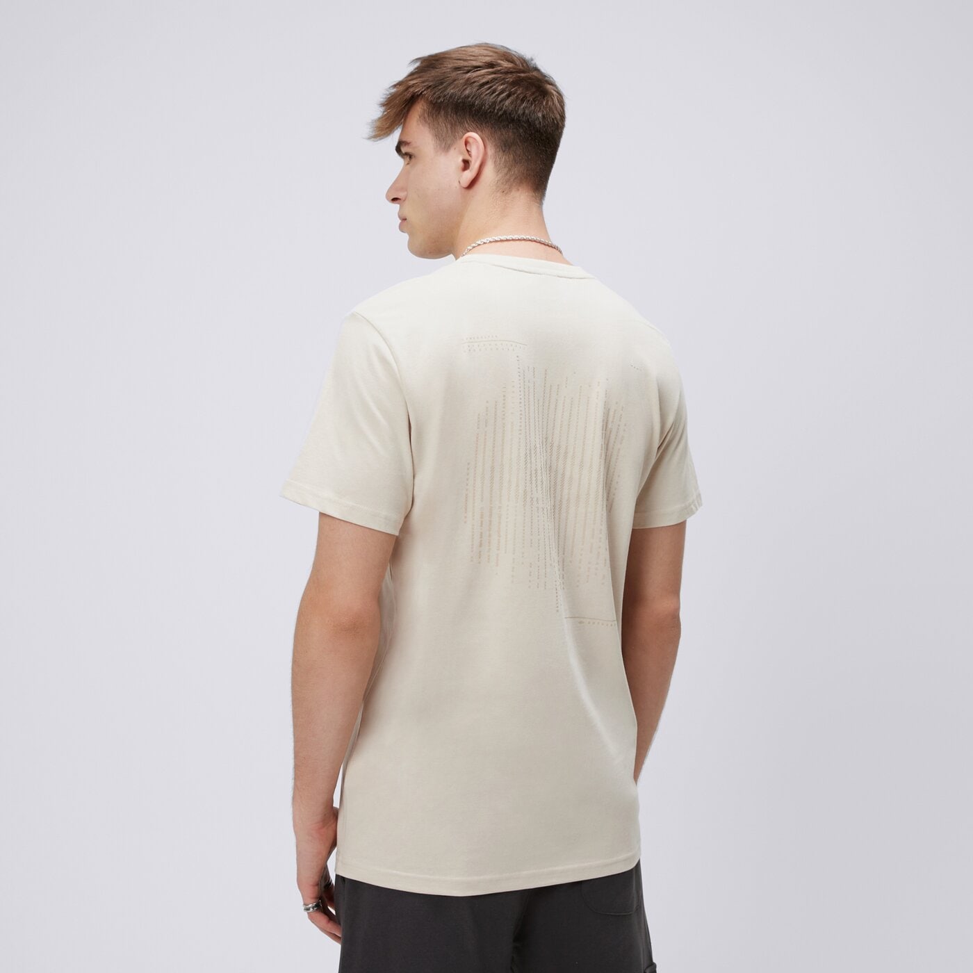 Koszulka męska UMBRO T-SHIRT ESS BACK GRAPHICS ul125tsm02002 kolor beżowy