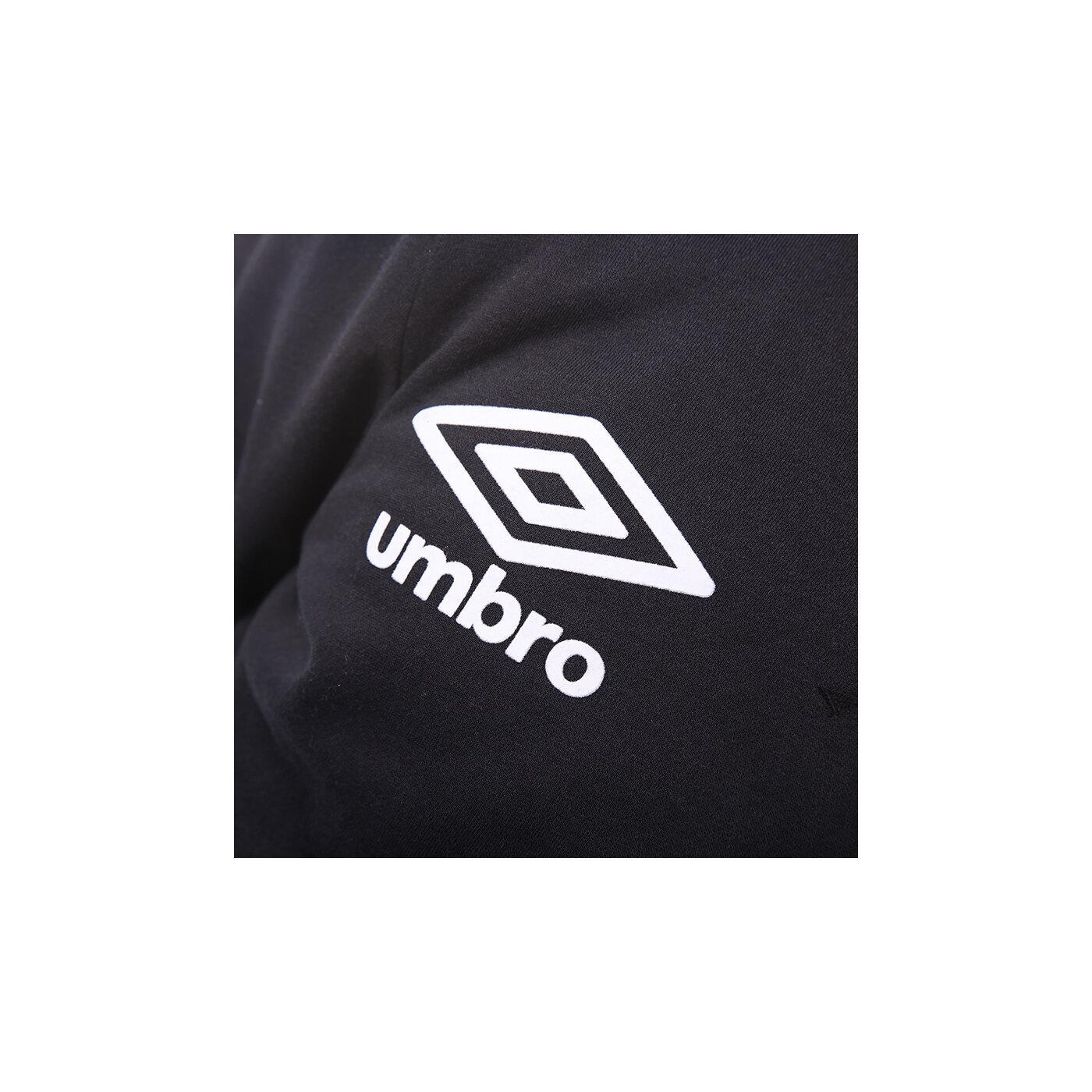 Bluza męska UMBRO BLUZA CREW SWEAT 62285u060 kolor czarny