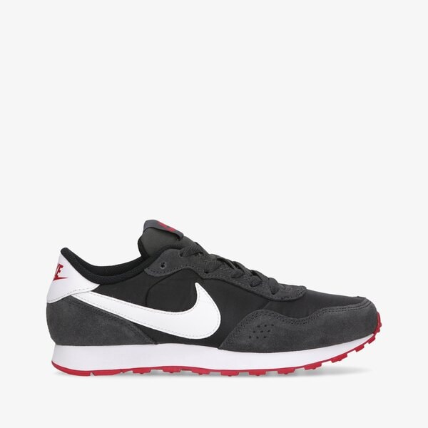 Buty dziecięce NIKE MD VALIANT cn8558-016 kolor czarny