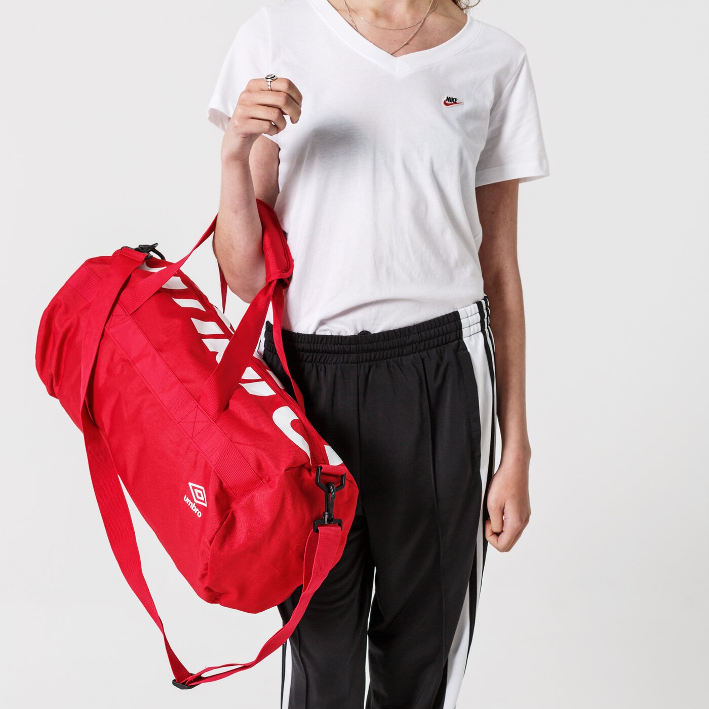 Torba sportowa damska UMBRO TORBA ASTON ul39tou02001 kolor czerwony