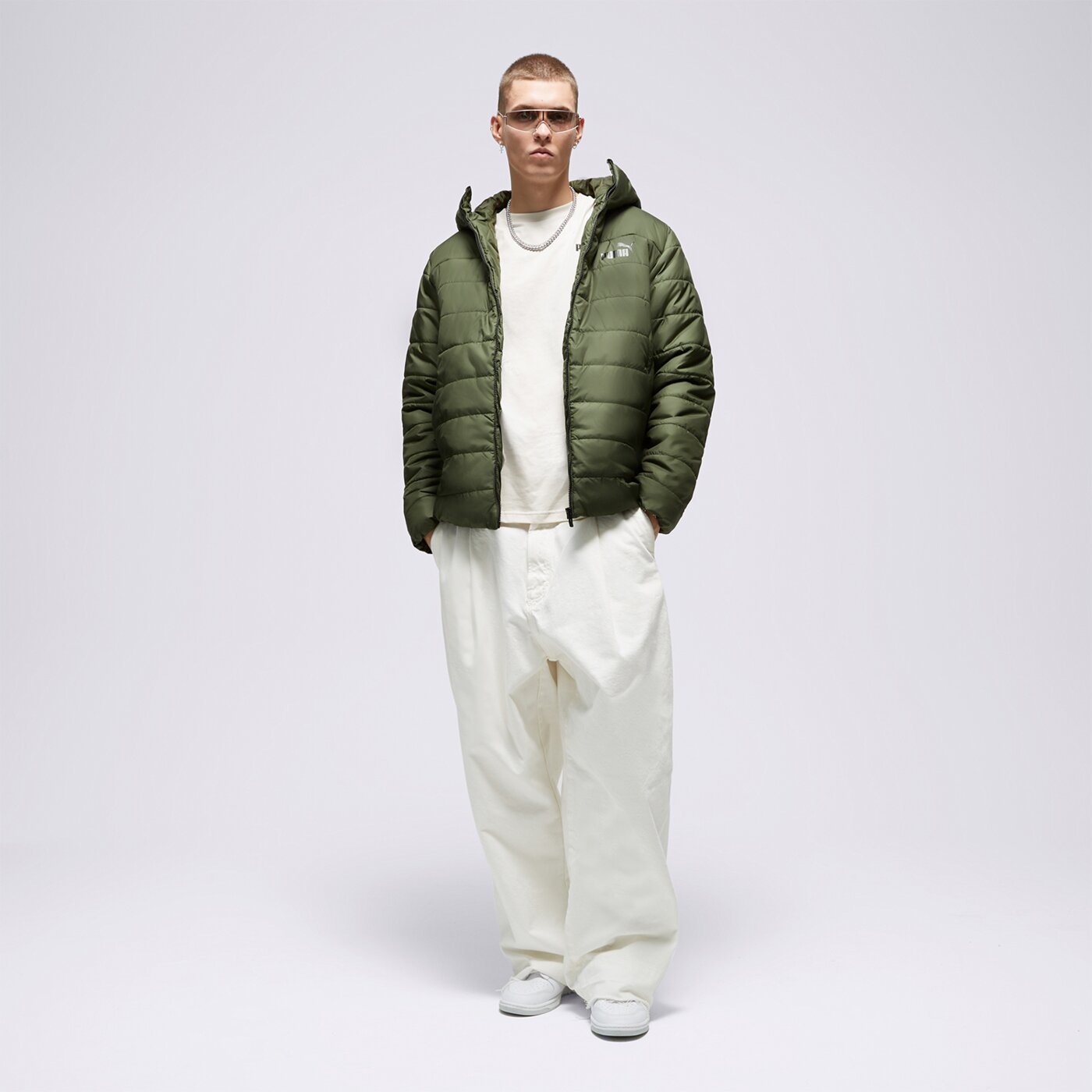 Kurtka zimowa męska PUMA KURTKA ZIMOWA ESS HOODED PADDED 84893831 kolor zielony