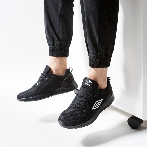 Buty sportowe męskie UMBRO LEPTIS ummd119015 kolor czarny