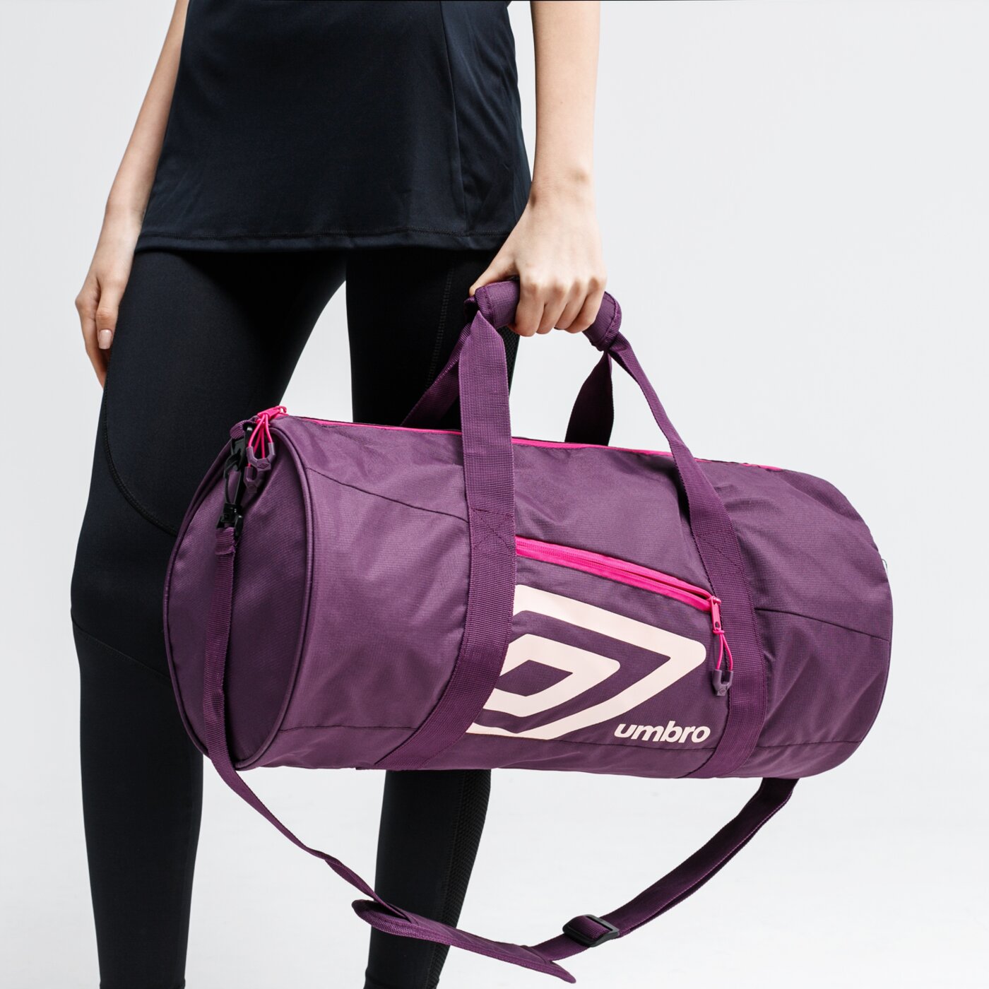 Torba sportowa damska UMBRO TORBA OLINDA ul120tod32002 kolor fioletowy
