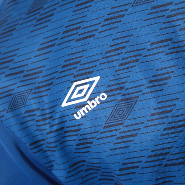 Koszulka męska UMBRO T-SHIRT TRAINING GRAPHIC POLY TEE 62572u030 kolor granatowy