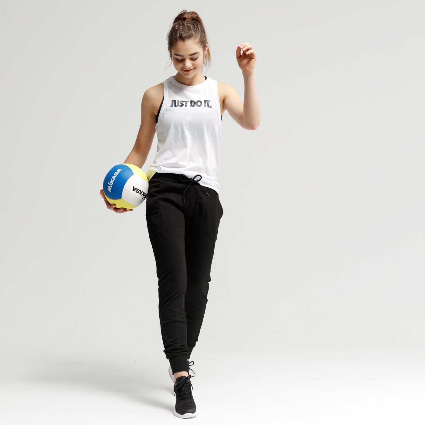 Top damski NIKE TANK W NSW PREP JDI bv7855-100 kolor biały