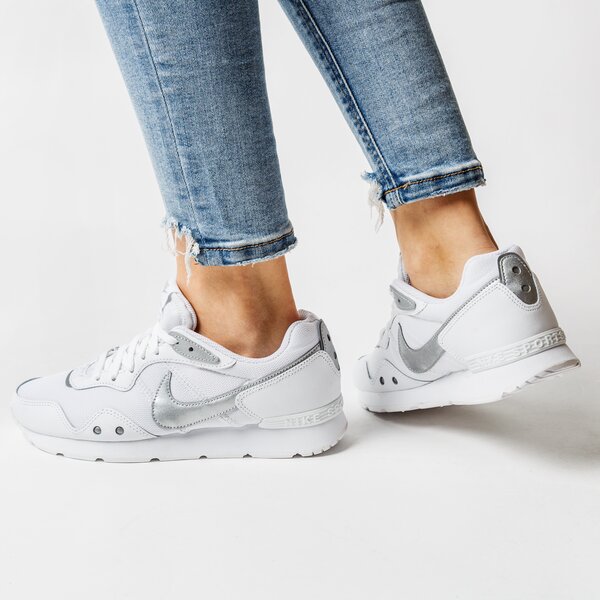Buty sportowe damskie NIKE WMNS VENTURE RUNNER dh4971-100 kolor biały