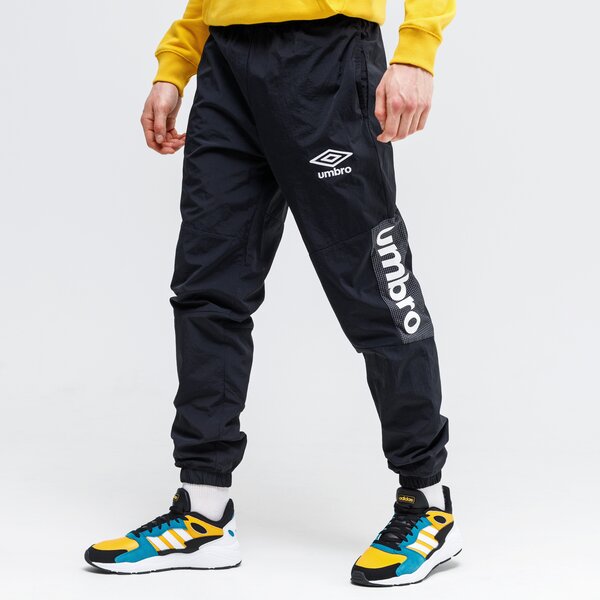 Spodnie dresowe męskie UMBRO SPODNIE WOVEN TRACK 65701u-060 kolor czarny