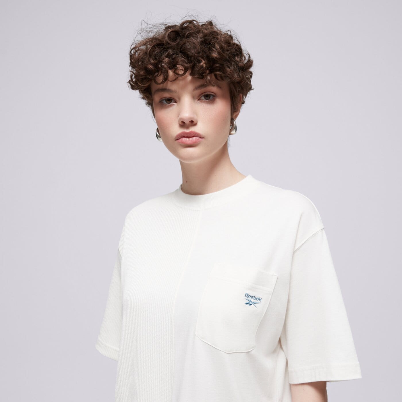 Sukienka damska REEBOK SUKIENKA CL AE TEE DRESS ic8098 kolor biały