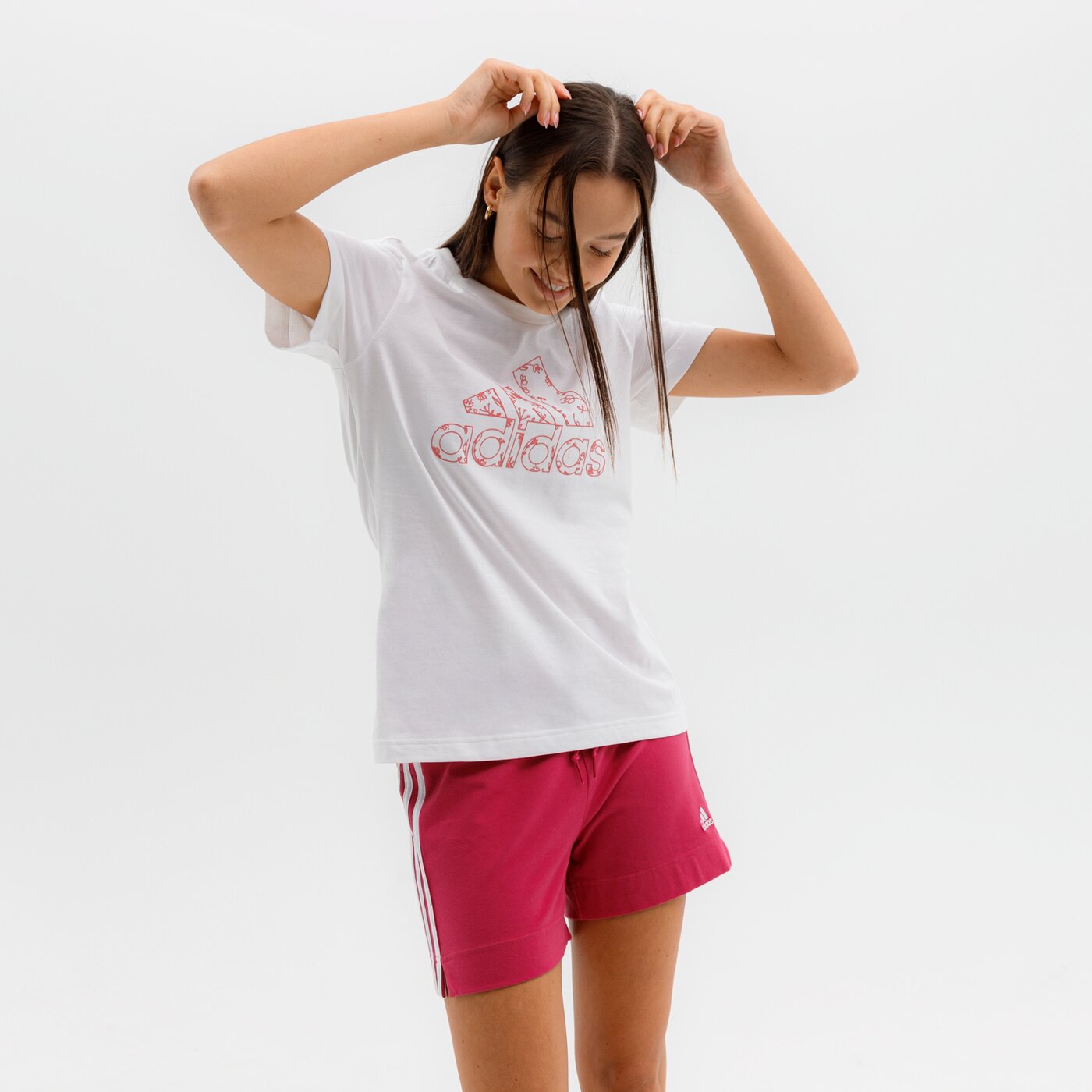 Koszulka damska ADIDAS T-SHIRT W OUTLFLORAL GT gl1031 kolor biały