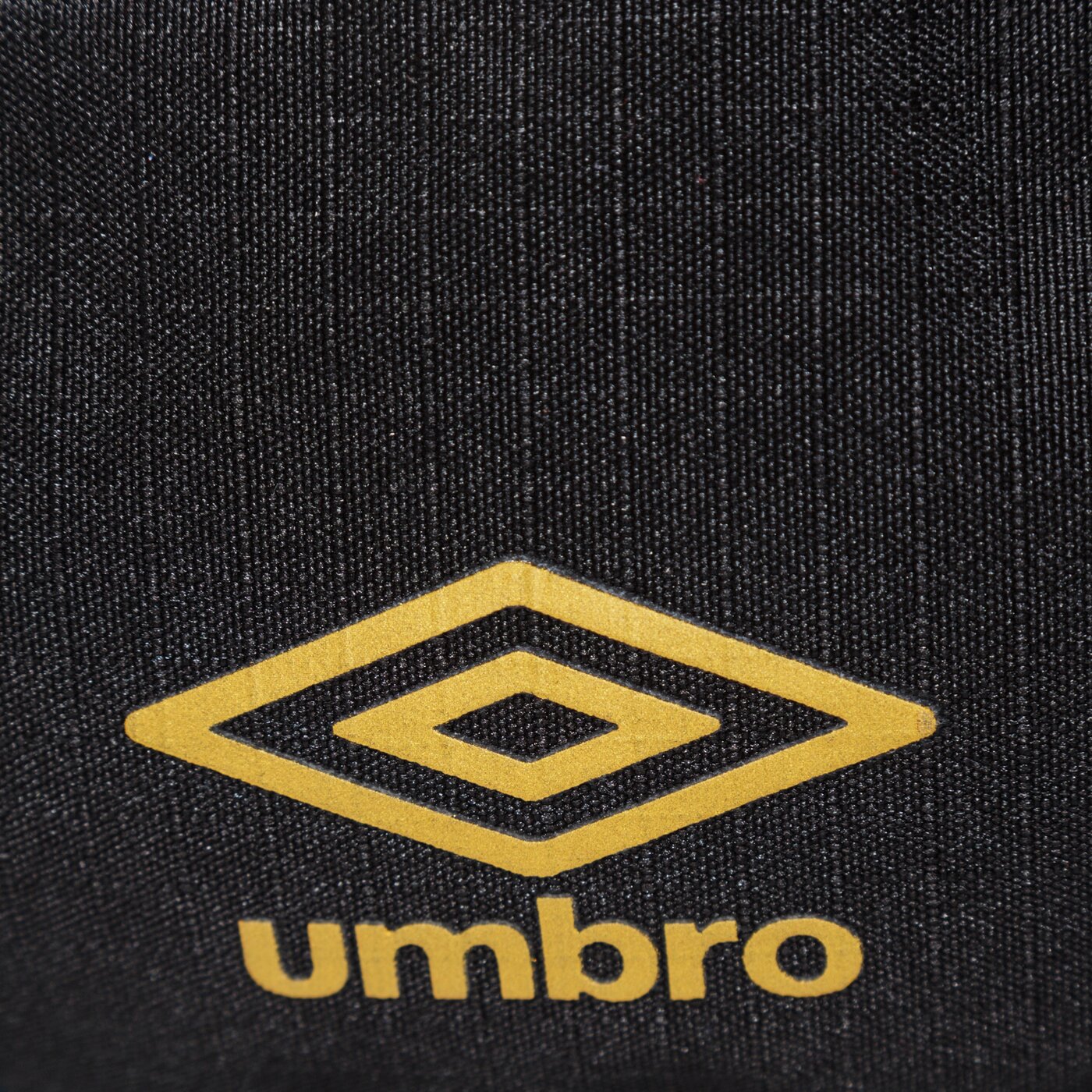 Nerka (saszetka na pas) damska sportowa UMBRO NERKA MORETON ul321neu01002 kolor czarny