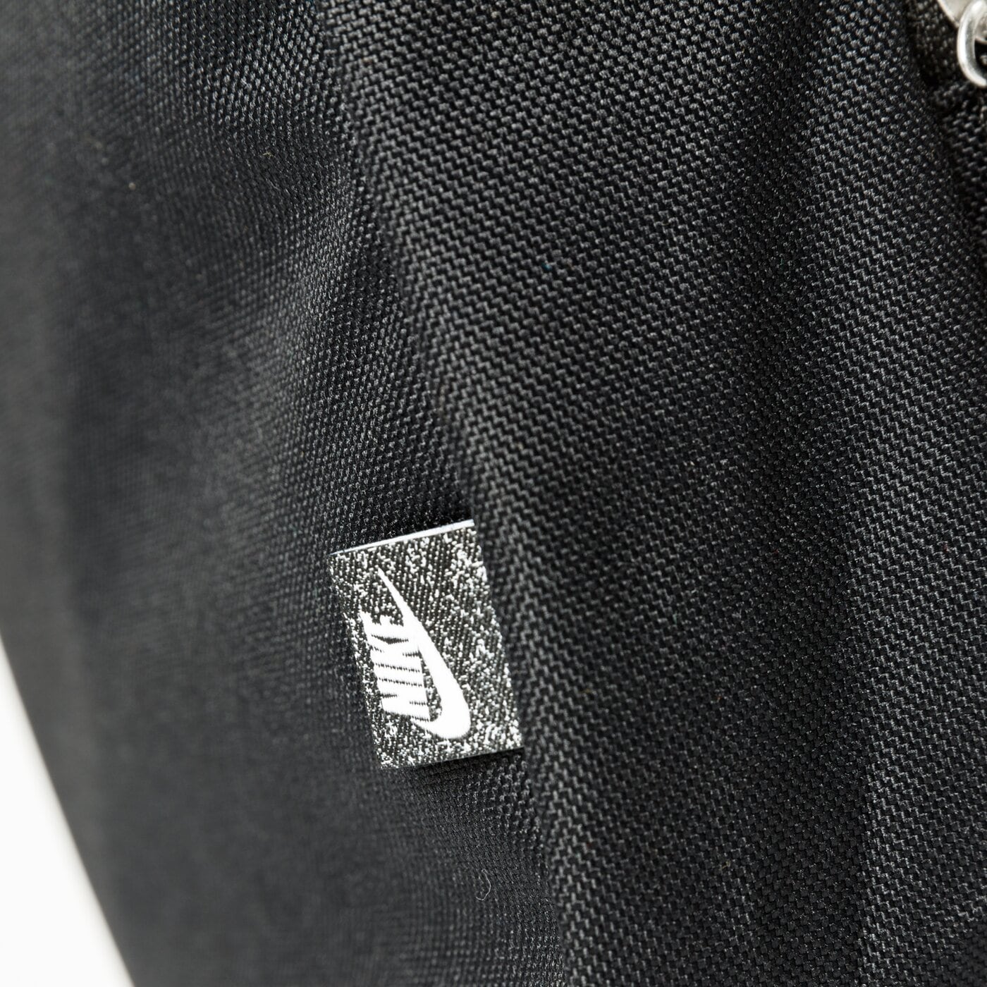 Nerka (saszetka na pas) damska sportowa NIKE TOREBKA NK HERITAGE CROSSBODY - FA21 db0456-010 kolor czarny