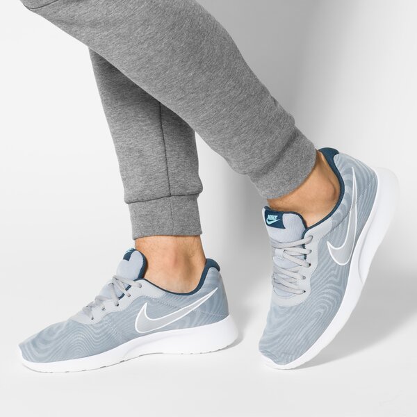 NIKE TANJUN PREM 876899003 kolor szary