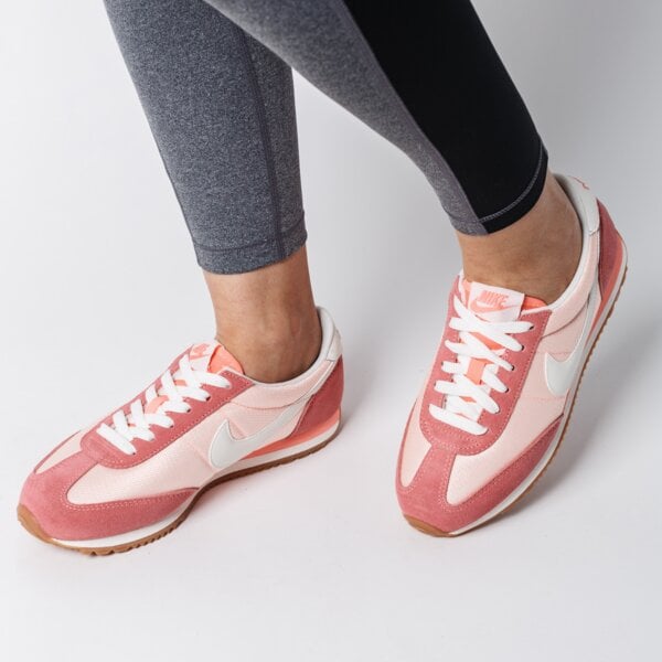 Buty sportowe damskie NIKE WMNS OCEANIA TEXTILE  511880-604 kolor różowy
