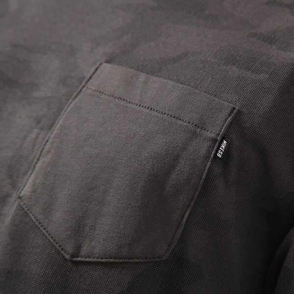 Koszulka męska NIKE T-SHIRT CAMO FUL BODY TEE 611704010 kolor szary