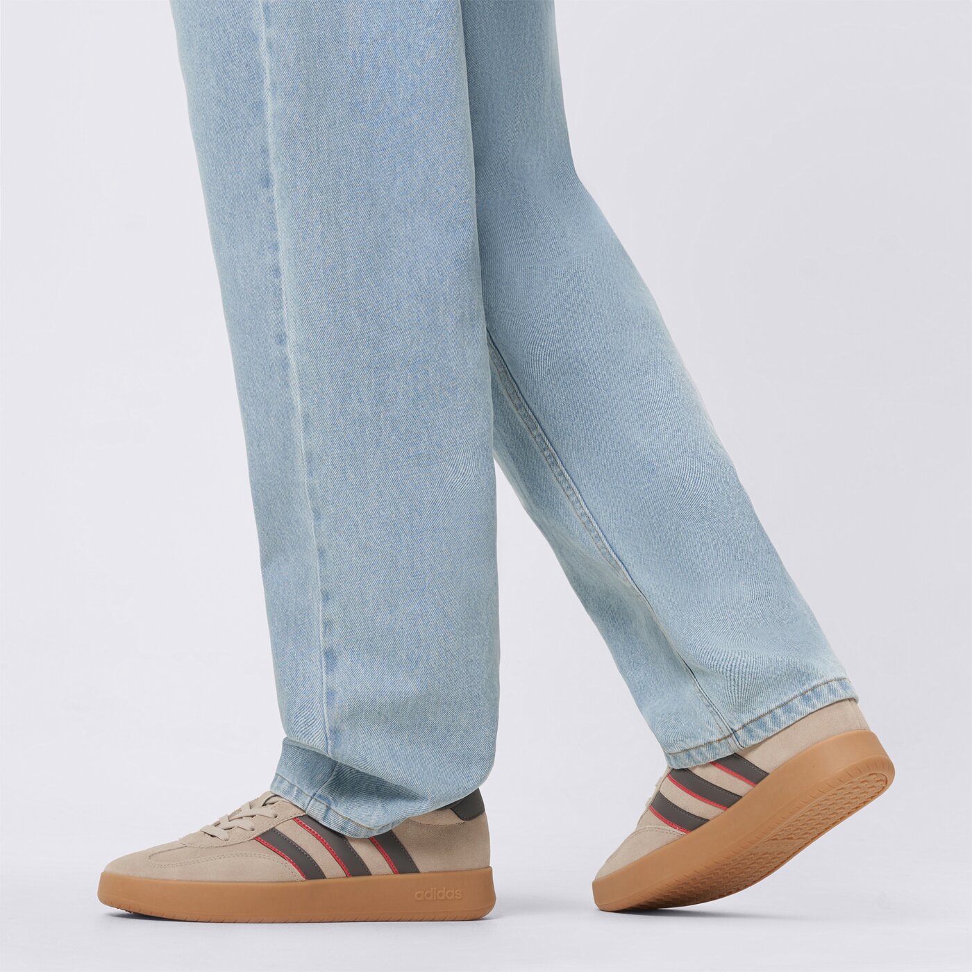 Buty sportowe męskie ADIDAS BARREDA jp7100 kolor szary