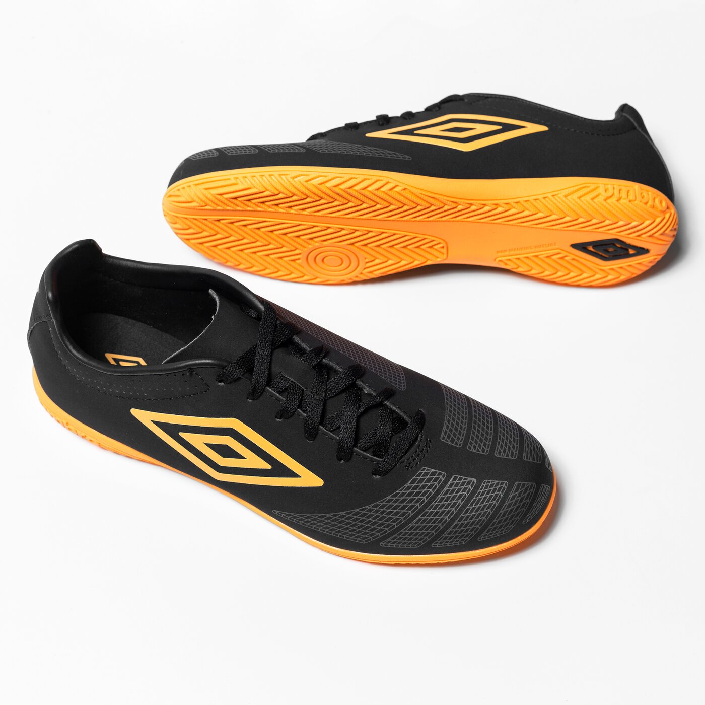 UMBRO UX ACCURO CLUB IC (81187UEQF) czarny Męskie Buty