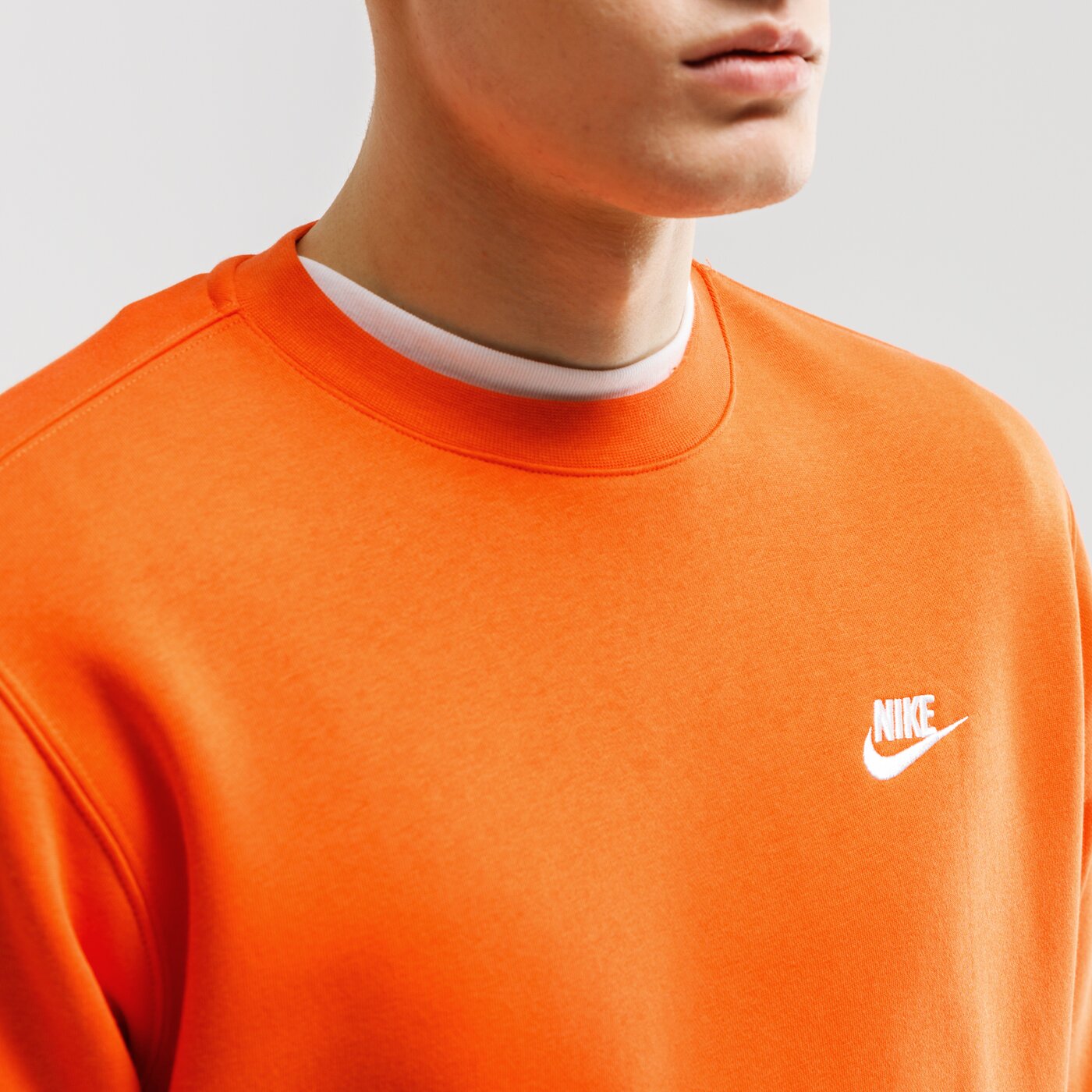 Bluza męska NIKE BLUZA SPORTSWEAR CLUB bv2662-837 kolor pomarańczowy