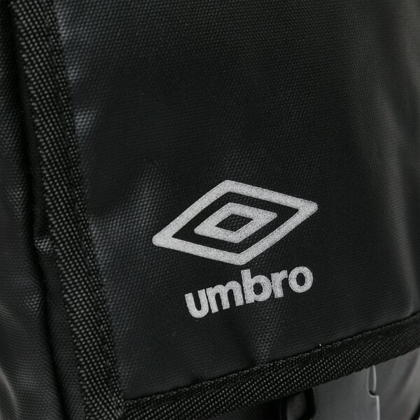 Torba sportowa damska UMBRO TOREBKA TRINS ul120tom35001 kolor czarny