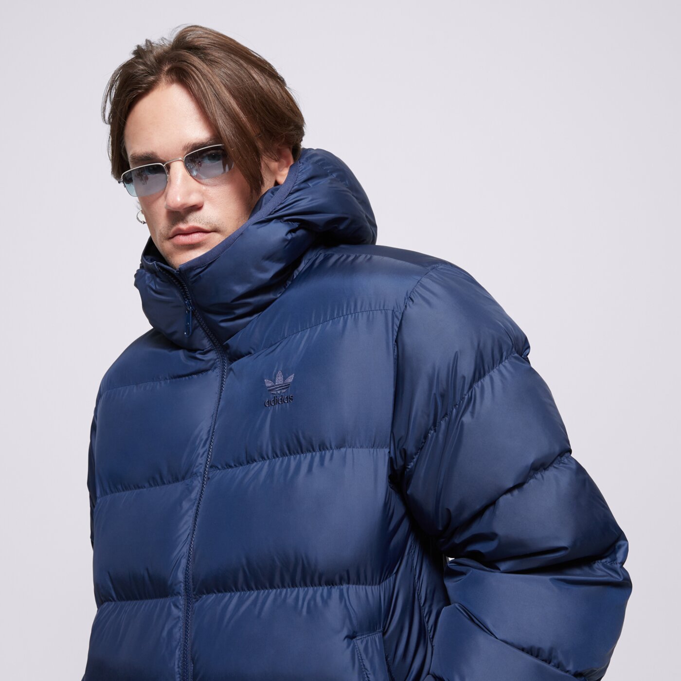 Kurtka zimowa męska ADIDAS KURTKA ZIMOWA COMMERCIAL PUFF iy3397 kolor granatowy