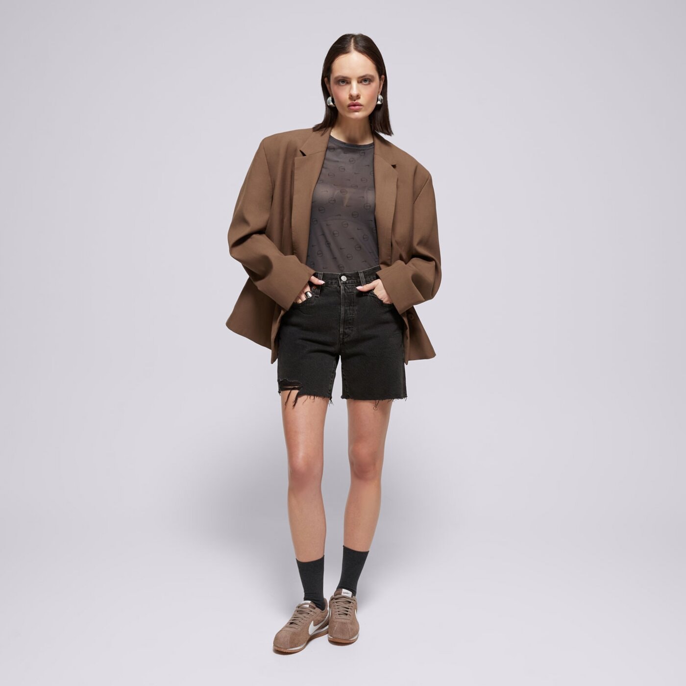 Koszulka damska NIKE T-SHIRT W NSW LS SHEER TOP SW hq3753-060 kolor szary