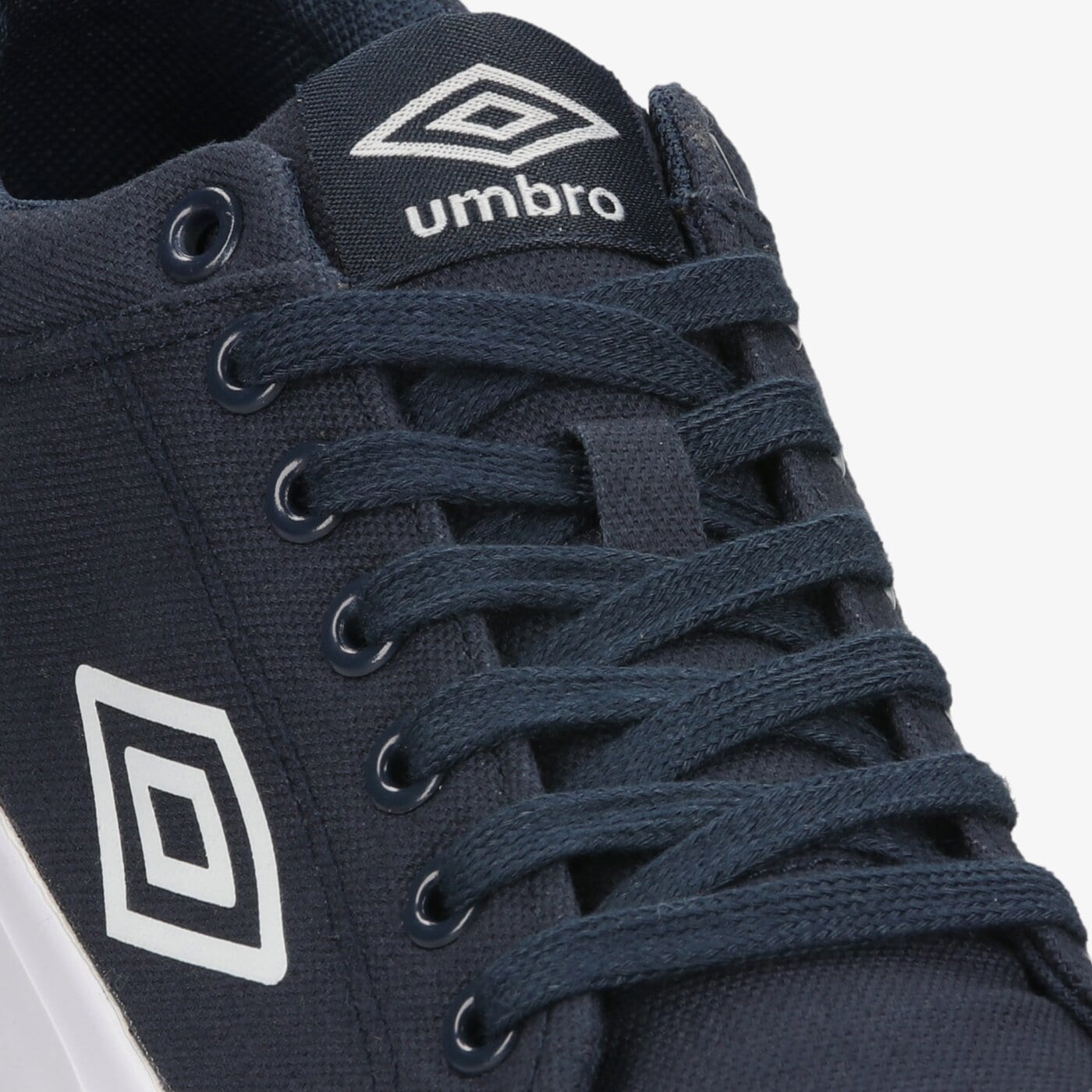 Buty sportowe męskie UMBRO AUSTIN ummv122001 kolor granatowy