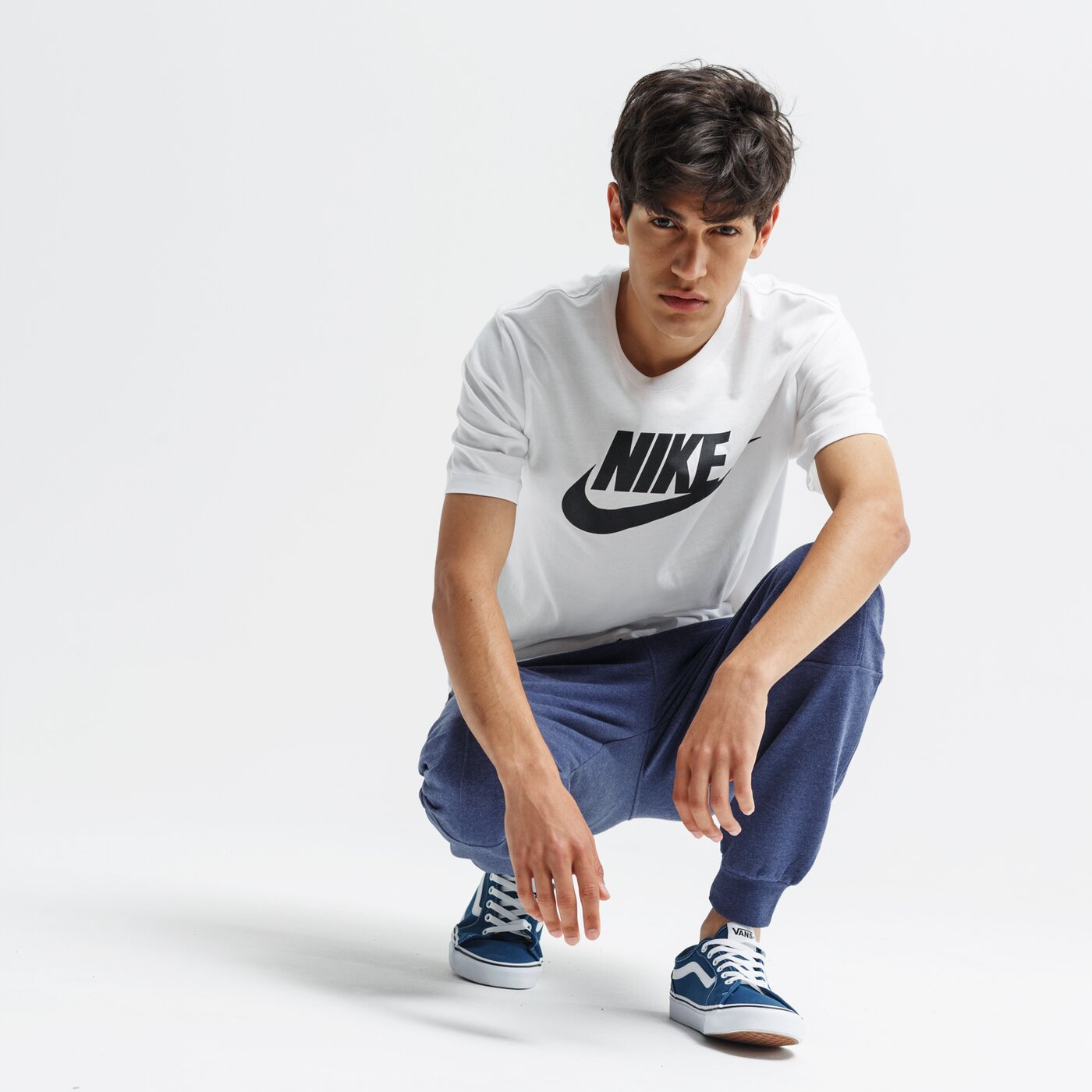 Koszulka męska NIKE T-SHIRT SPORTSWEAR ar5004-101 kolor biały