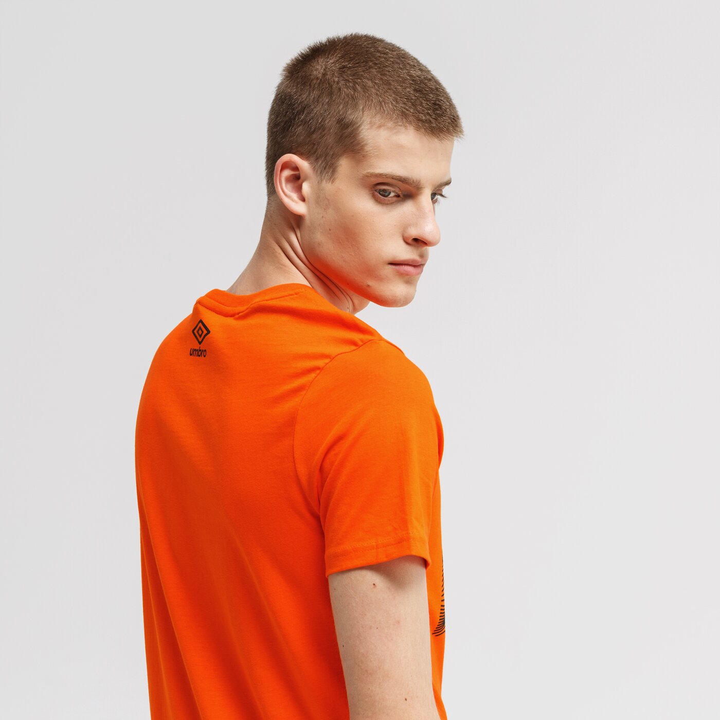 Koszulka męska UMBRO T-SHIRT DUNCAN ul39tsm02002 kolor pomarańczowy