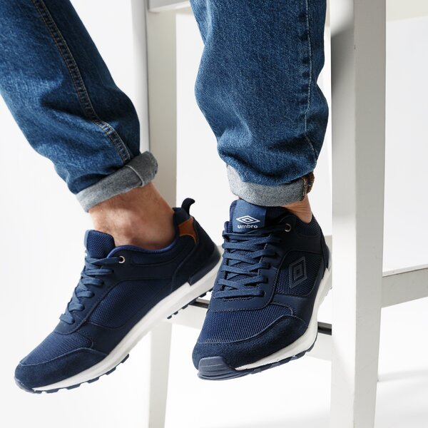 Buty sportowe męskie UMBRO ESEPHUS ummd119027 kolor granatowy