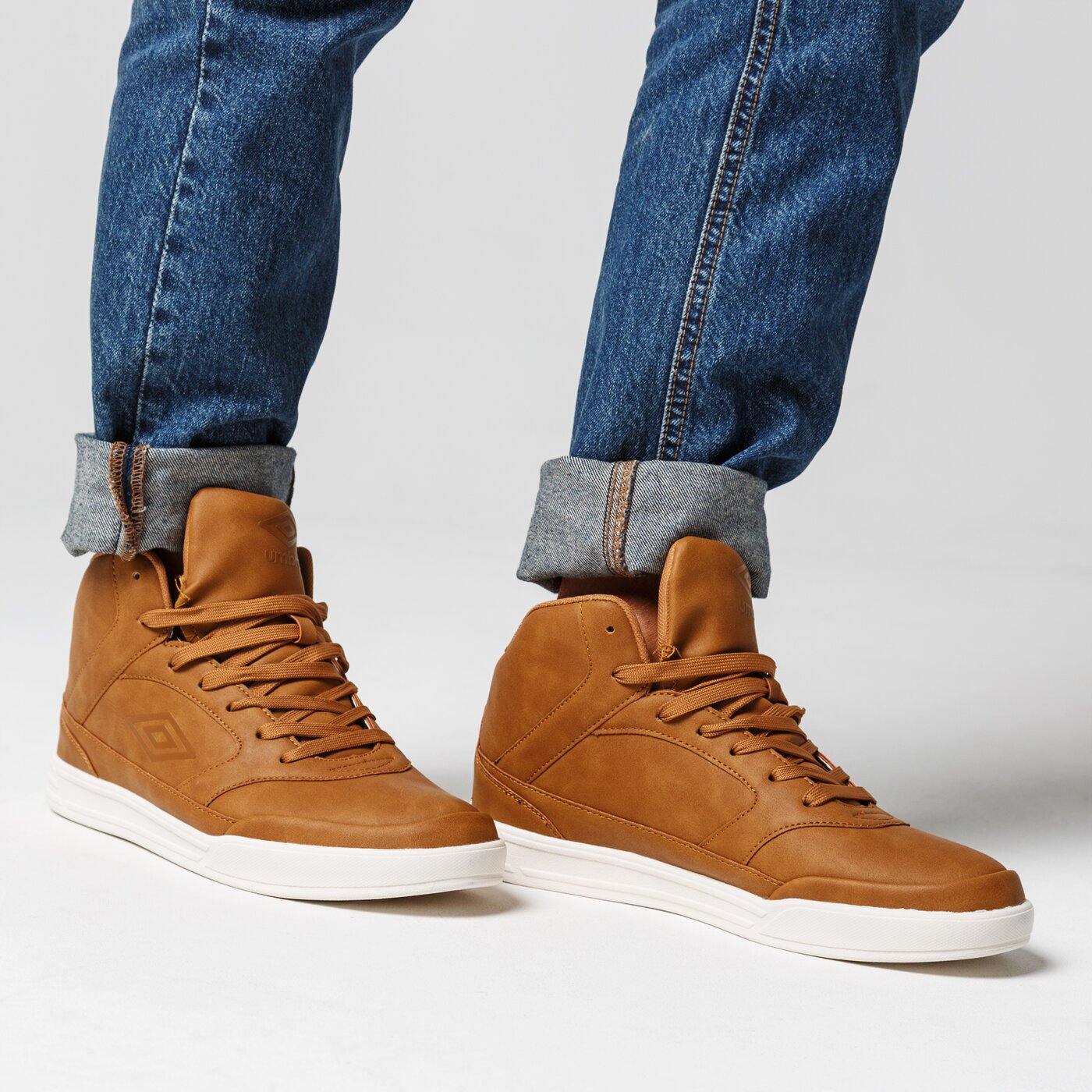 Buty sportowe męskie UMBRO KEMI umml219008 kolor brązowy