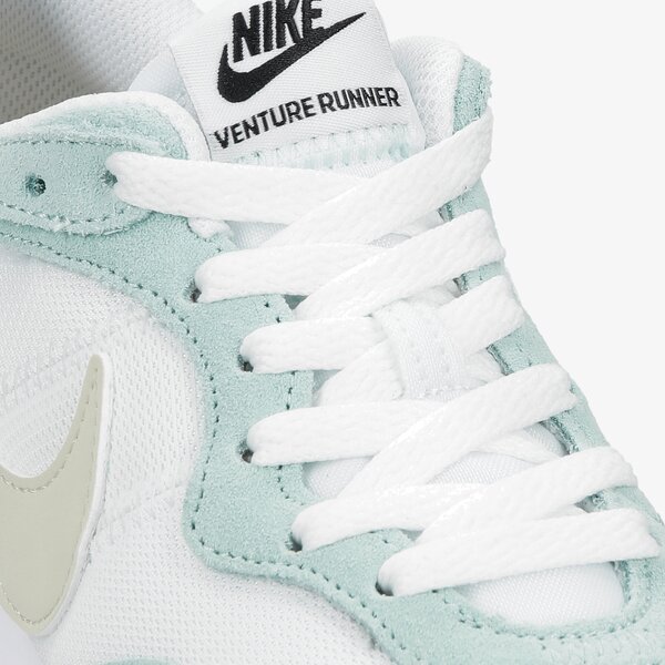 Buty sportowe damskie NIKE VENTURE RUNNER ck2948-300 kolor niebieski