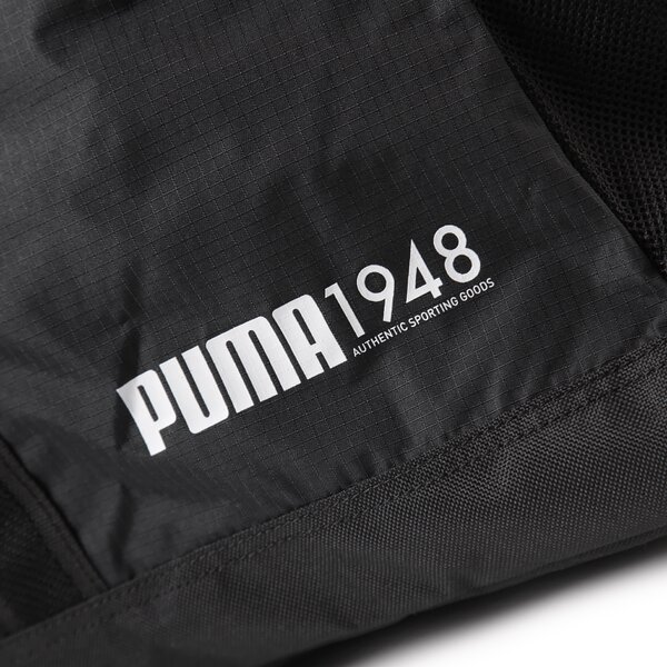 Torba sportowa damska PUMA TORBA FUNDAMENTALS SPORTS BAG M BLACK 7257505 kolor czarny