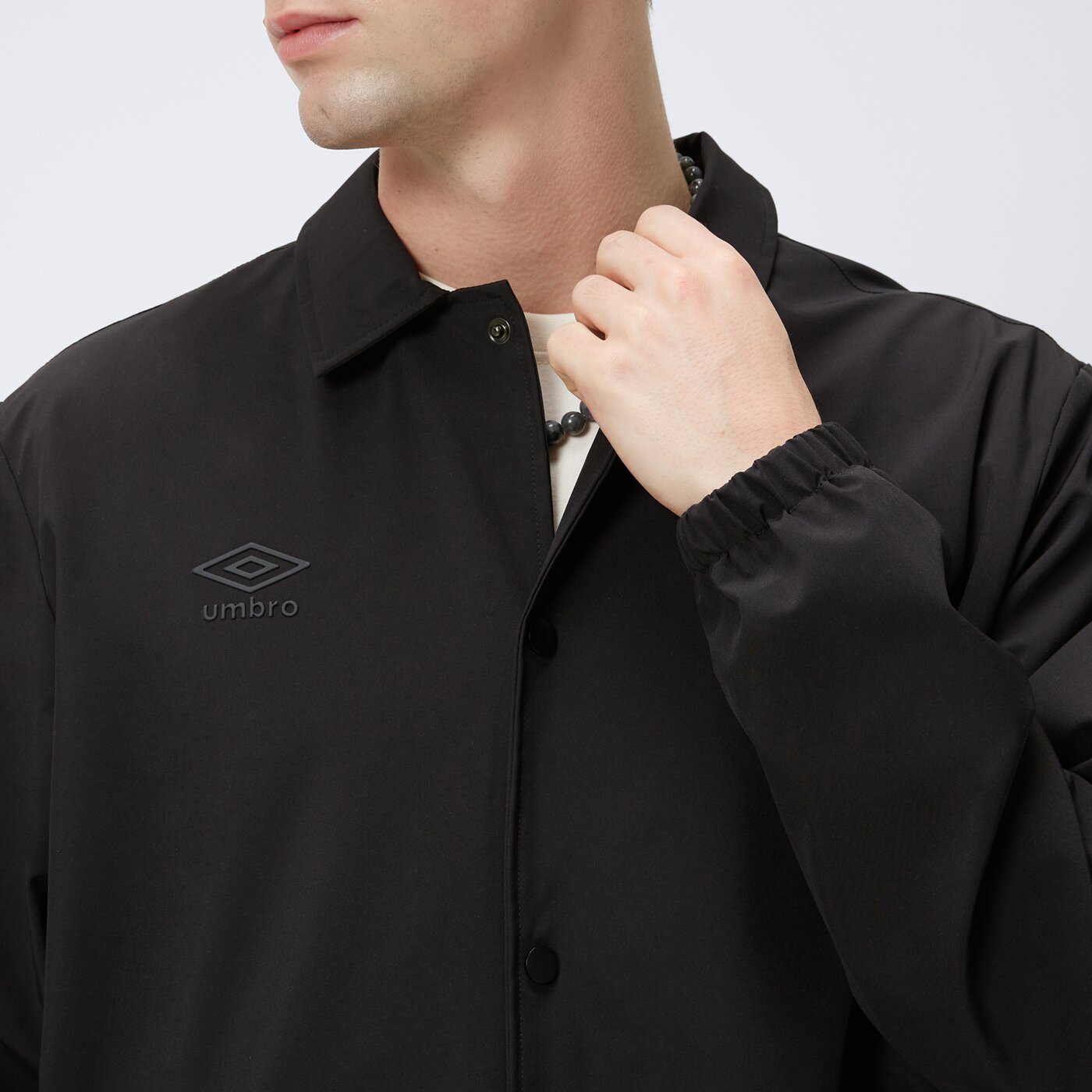 Kurtka przejściowa męska UMBRO KURTKA FOOTBALL CLUB S ul125kum04001 kolor czarny