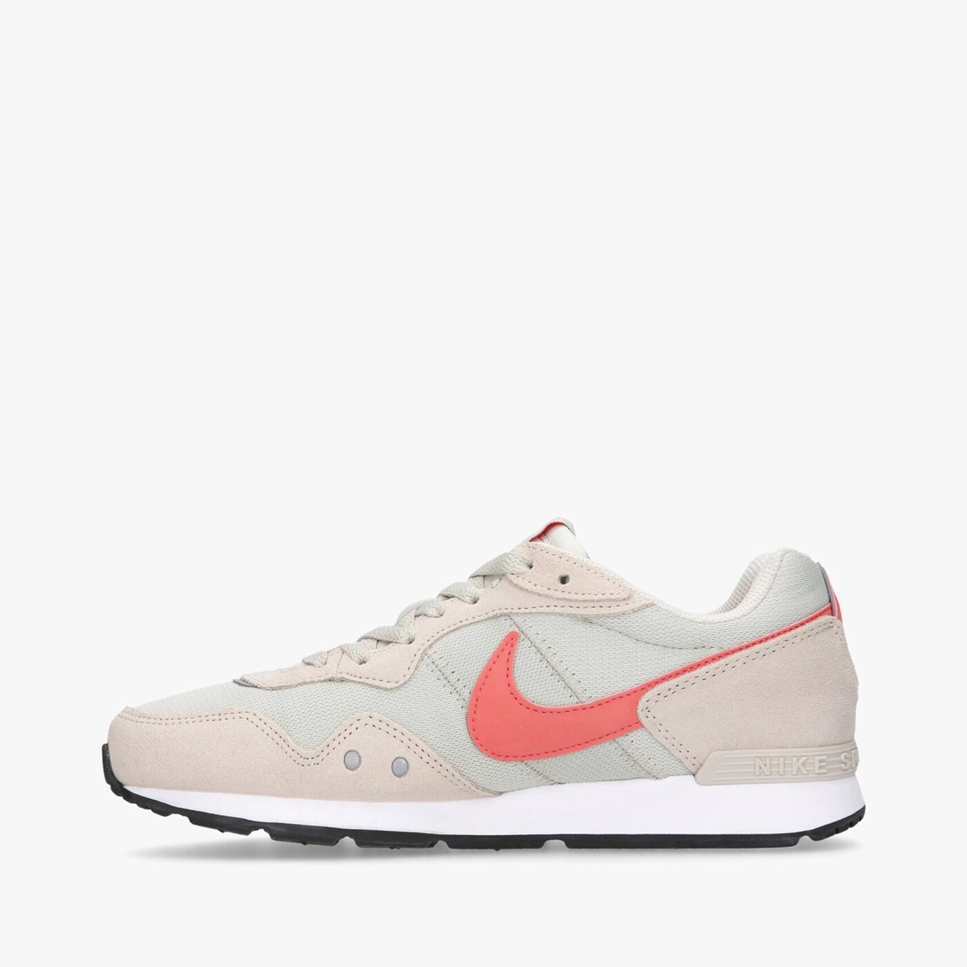 Buty sportowe damskie NIKE VENTURE RUNNER ck2948-005 kolor beżowy