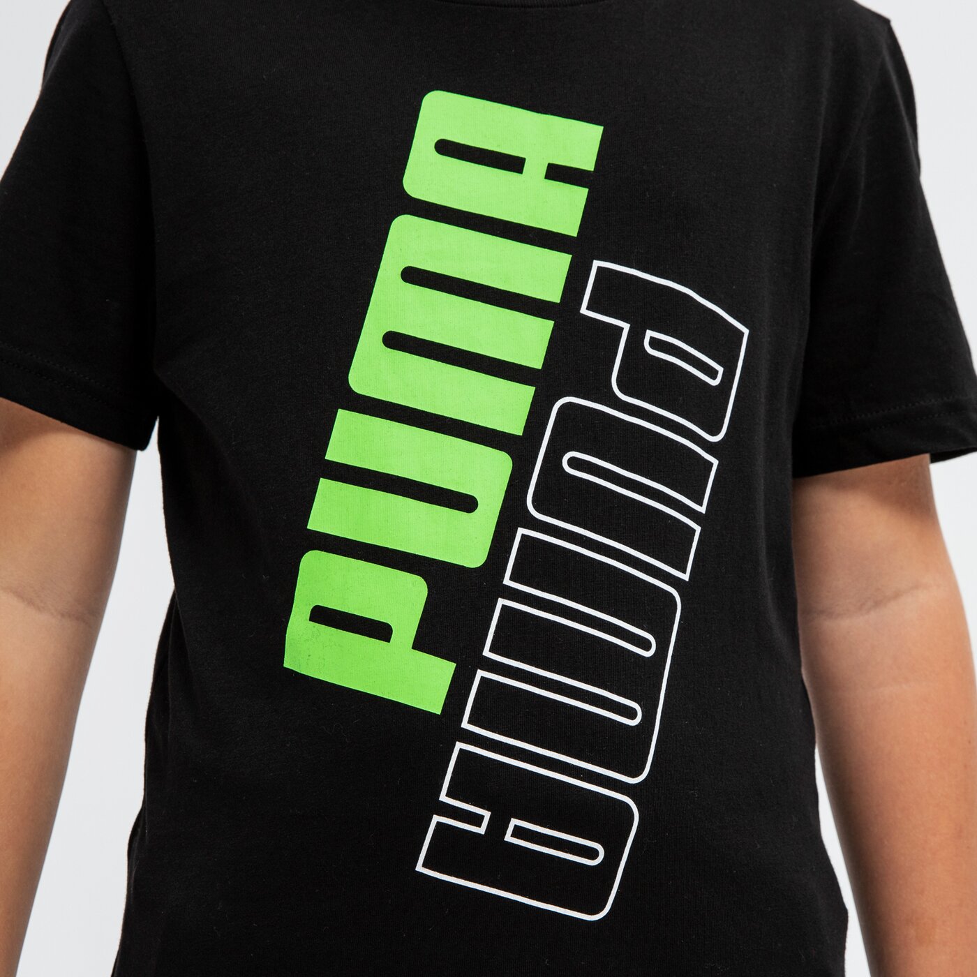 Koszulka dziecięca PUMA T-SHIRT SS POWER LOGO B 589302 51 kolor czarny