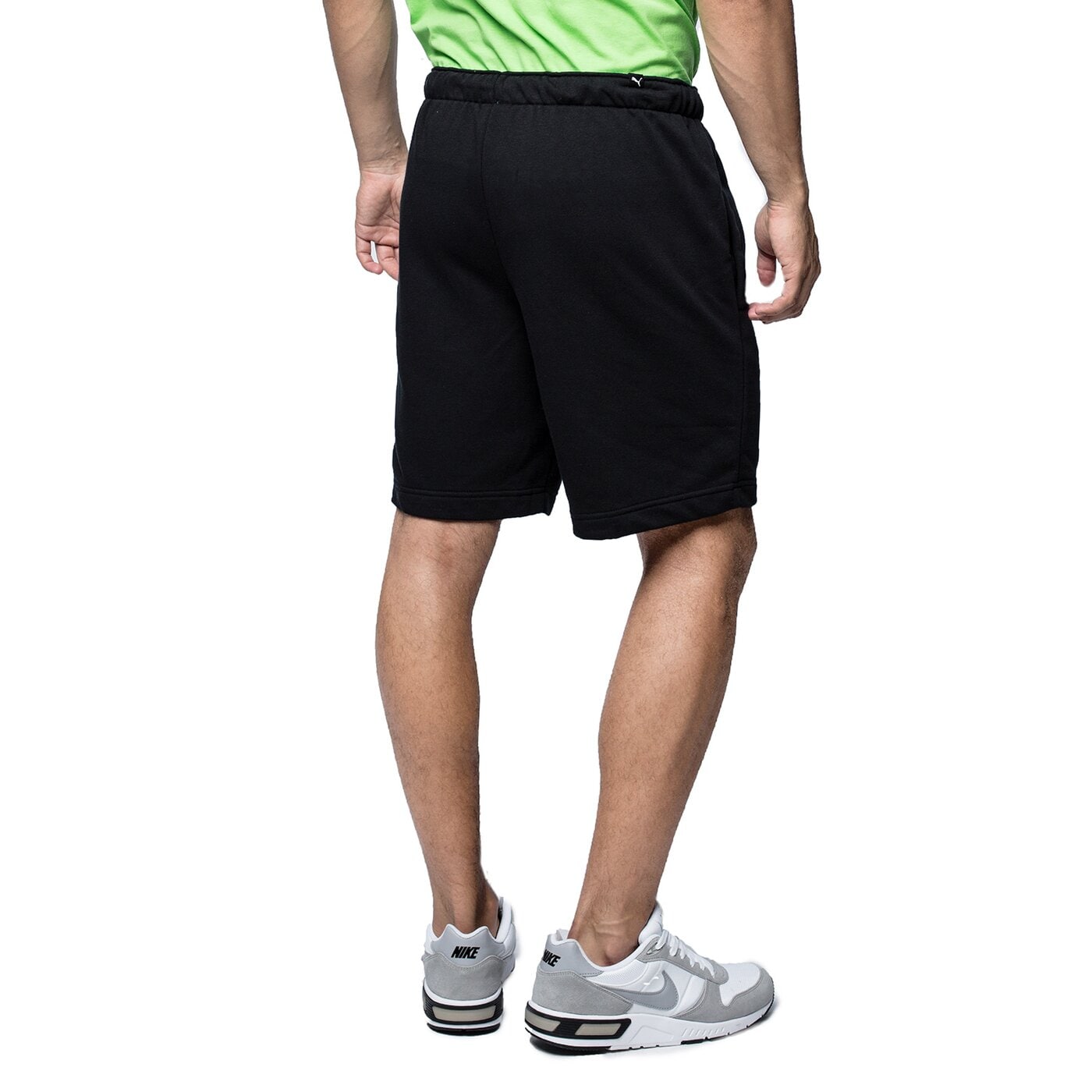 Spodenki męskie PUMA SZORTY FUN DRYGRAPHIC SWEAT BERMUDA 83653001 kolor czarny